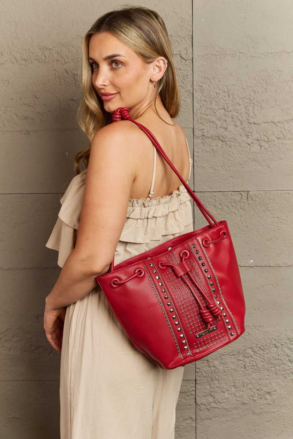 Nicole Lee USA Amy Studded Bucket Bag - Absolute fashion 2020